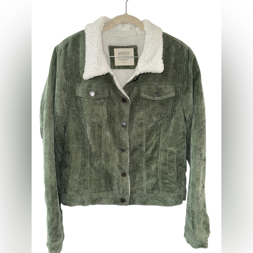 Ashley By 26 International Green Corduroy Jacket with Sherpa Lining - Picture 1 of 6